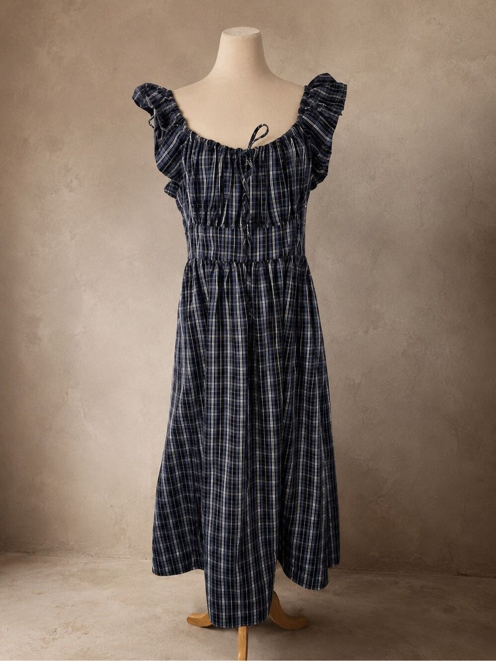 Anthropologie Sz L NWT Plaid Ruffle Sleeve Smocked Midi Dress Blue Cotton